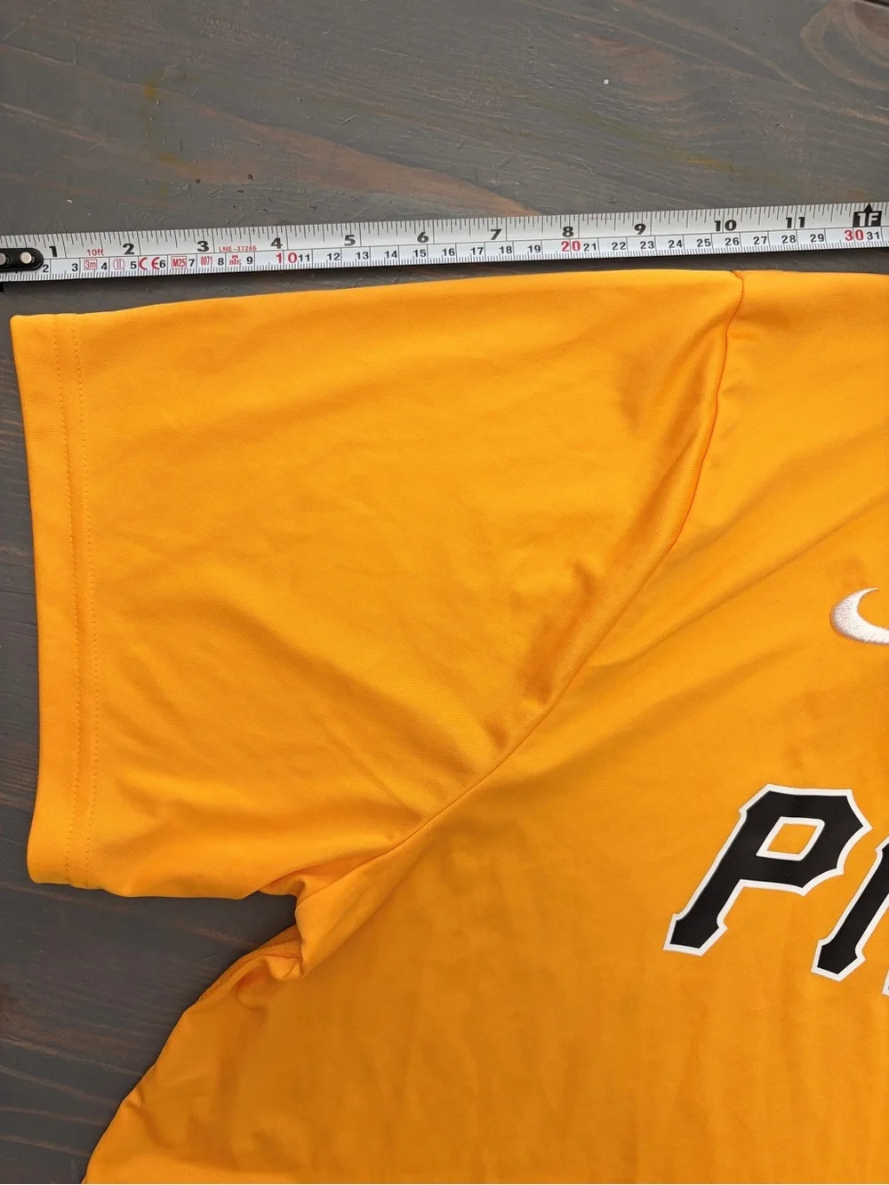 Nike Men’s Pirates Short Sleeve Jersey - men’s L - Gold